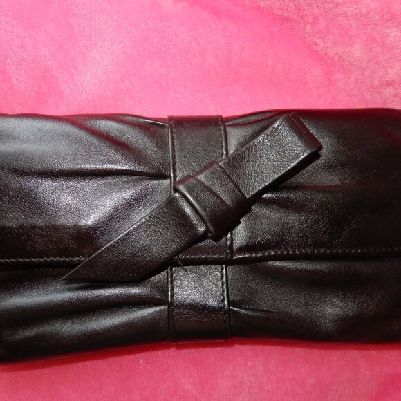 Mint Auth.Furla wallet Stunning with Fancy Bow Tie - Picture 14 of 16